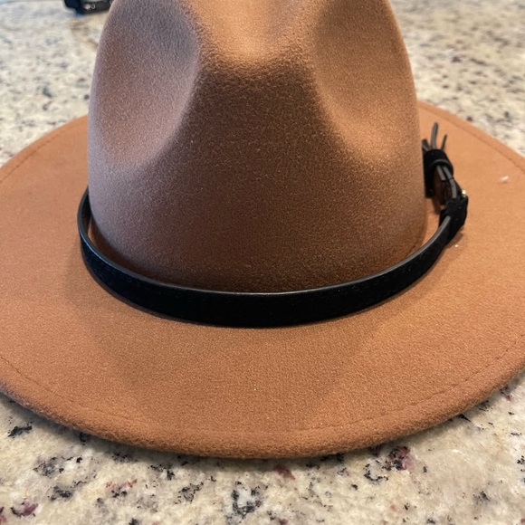 Hat - Picture 3 of 3